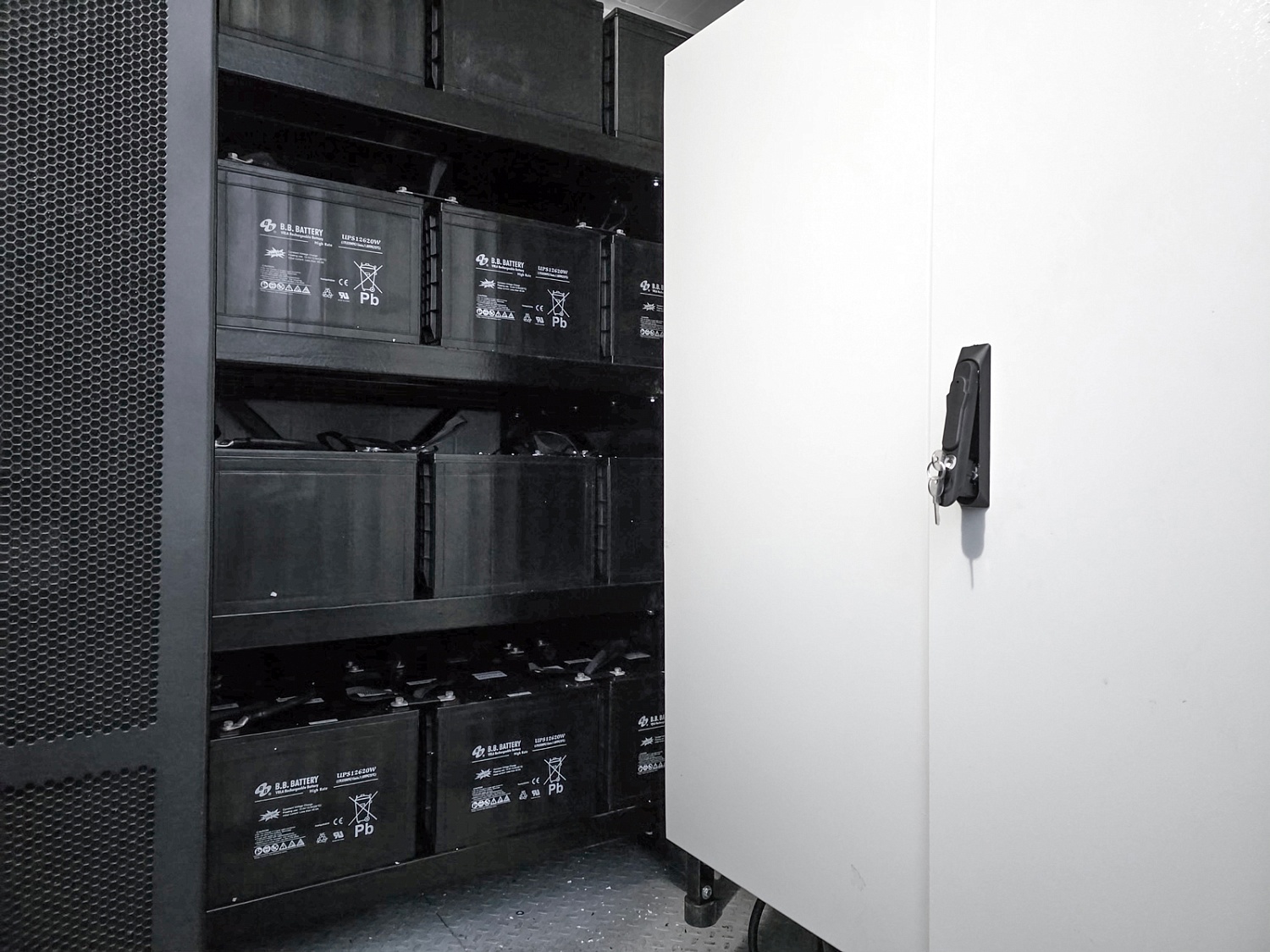 Гибридная электростанция ТСС обеспечивает бесперебойную работу Росгосцирка